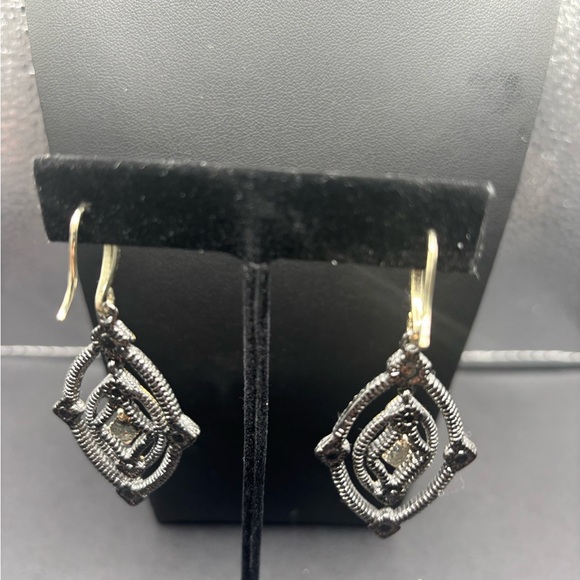 Elegant Gold and Silver Dangle Earrings Two Tone - Picture 3 of 3